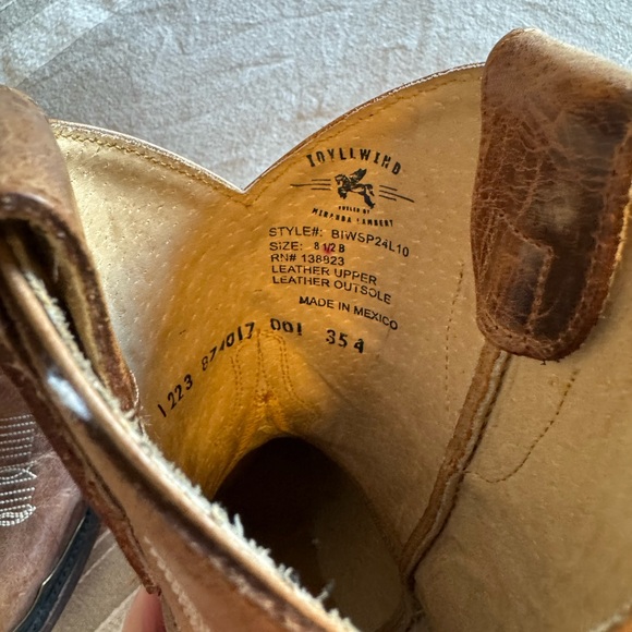 Tony Lama Tan Leather Cowboy Boots 8.5 - Picture 5 of 10